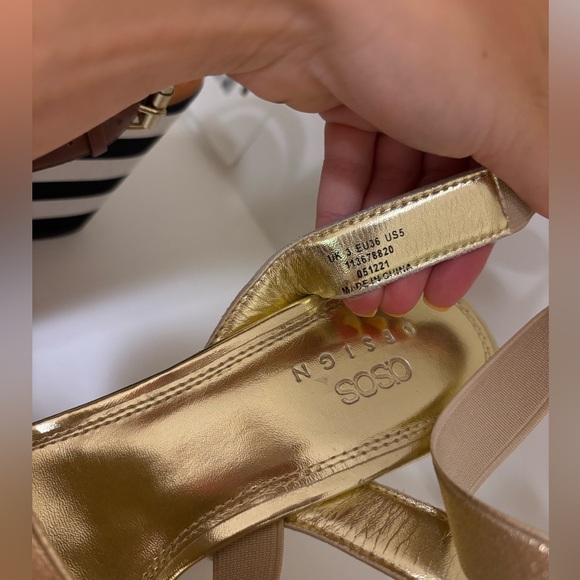 ASOS Wedge Heels - Picture 3 of 4